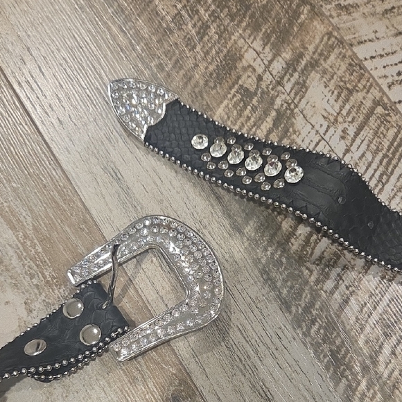 Black Rhinestone Studded Belt - Picture 6 of 10